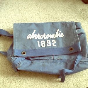 Abercrombie messenger bag